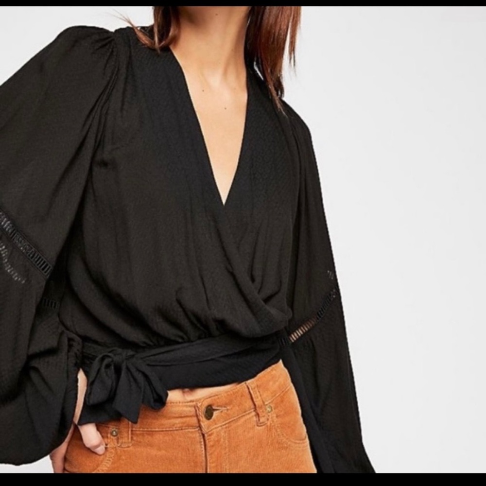 Free people long sleeve wrap top size small